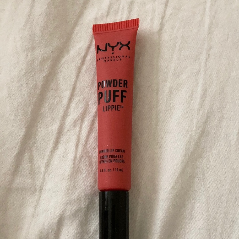 Nyx powder puff lippie PPL02 puppy love